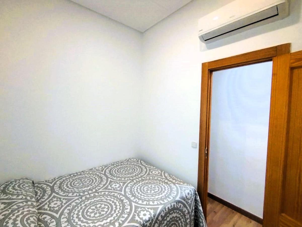 Puerta Del Sol - Apartamento Para 6 Madrid Exterior photo